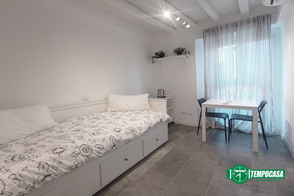 monolocale in affitto a Milano
