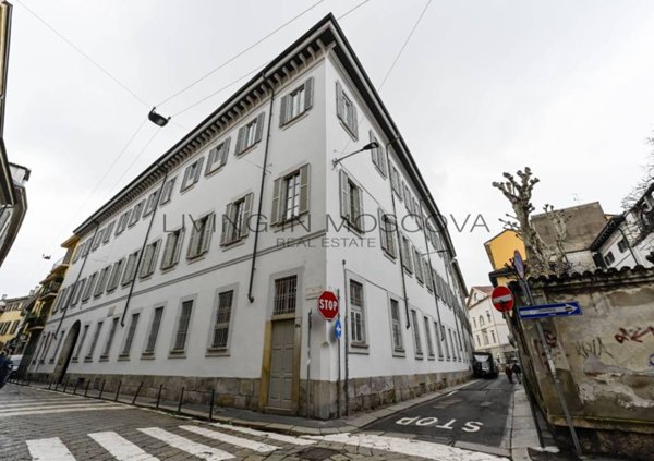 ufficio in affitto a Milano in zona Sant'Ambrogio