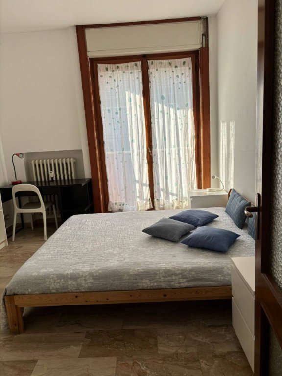 appartamento in affitto a Milano in zona XXII Marzo