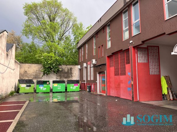 casa indipendente in affitto a Milano in zona Lorenteggio