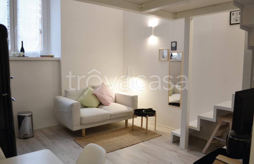 appartamento in affitto a Milano in zona Porta Nuova