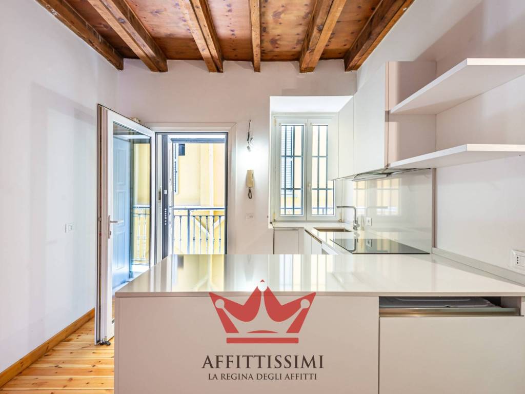 appartamento in affitto a Milano in zona Porta Genova