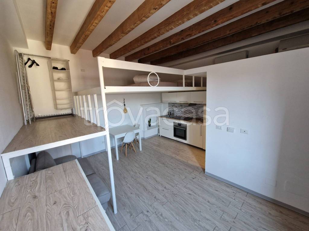 appartamento in affitto a Milano in zona Bovisa