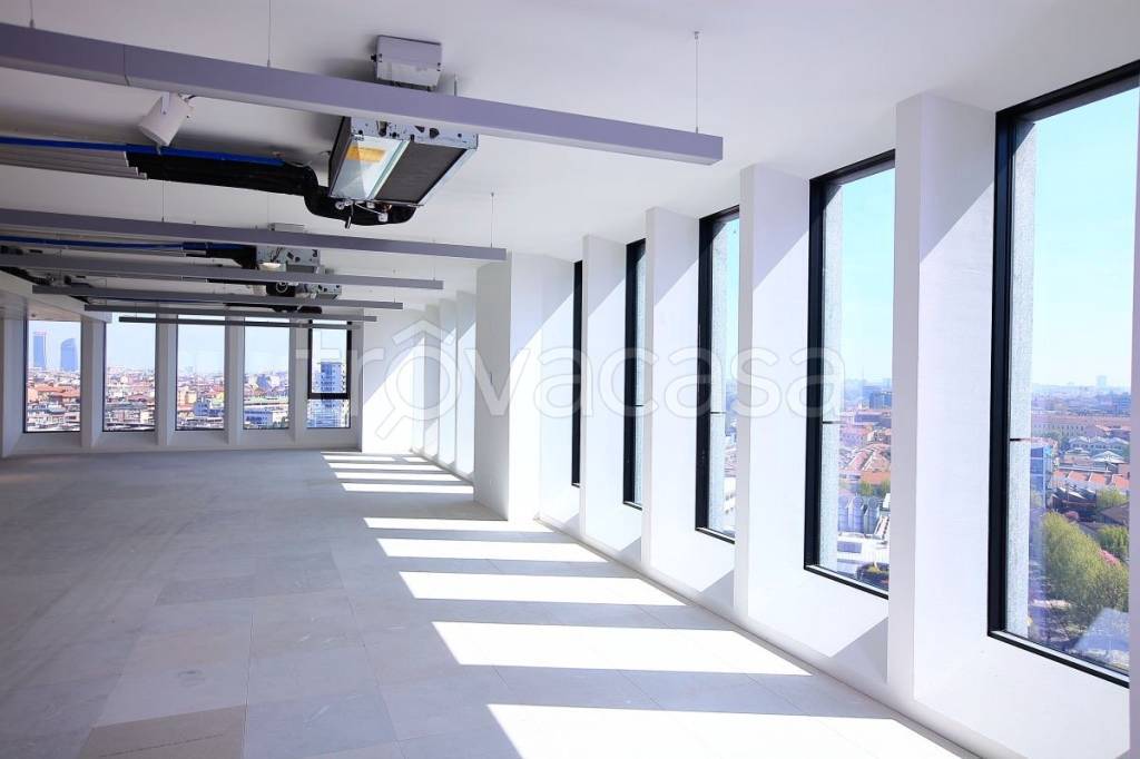 ufficio in affitto a Milano in zona Barona