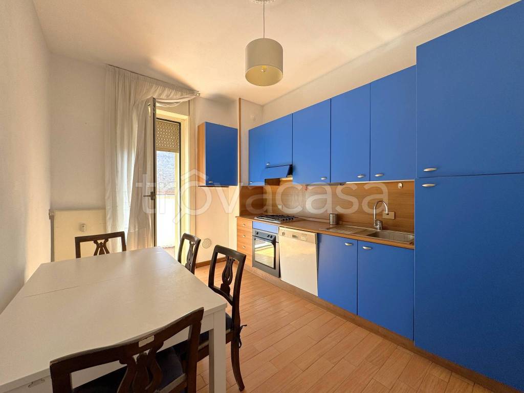 appartamento in affitto a Milano in zona Solari
