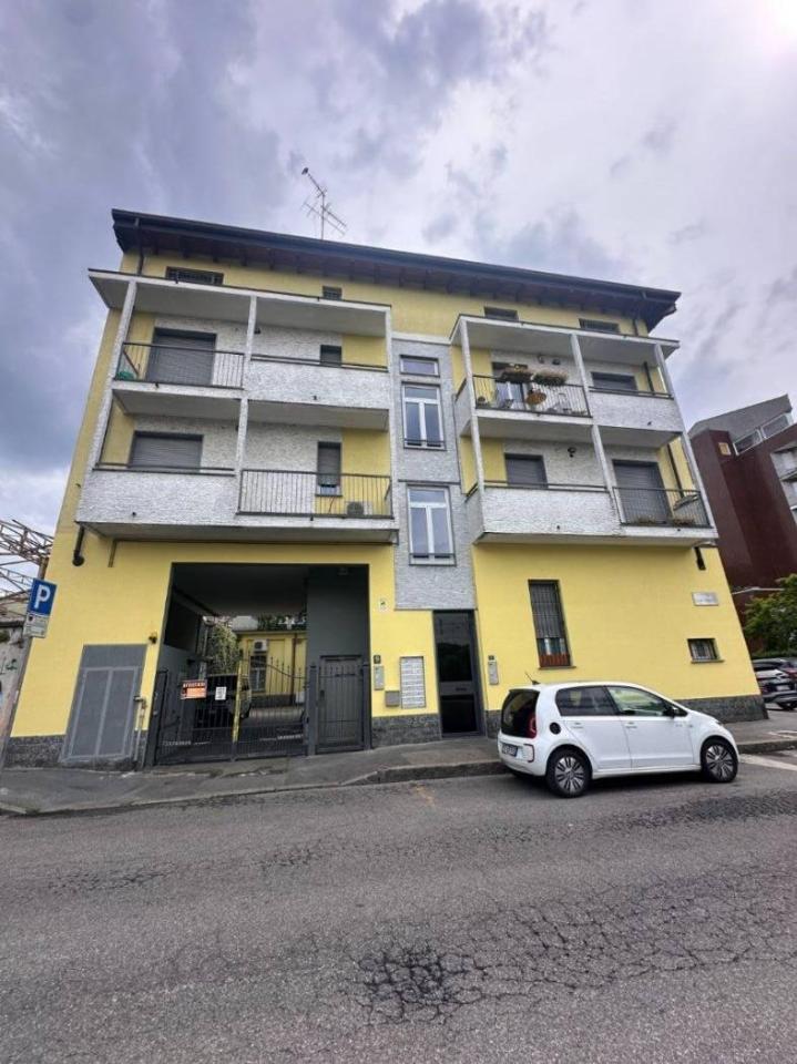 appartamento in affitto a Milano in zona Restocco Maroni