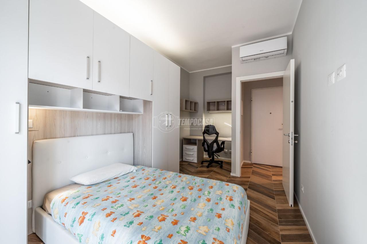 negozio in affitto a Milano