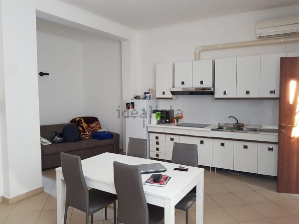 appartamento in affitto a Milano in zona Lorenteggio