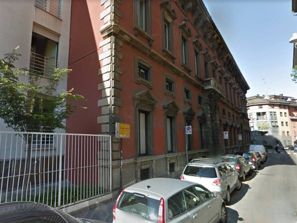 appartamento in affitto a Milano in zona Sant'Ambrogio