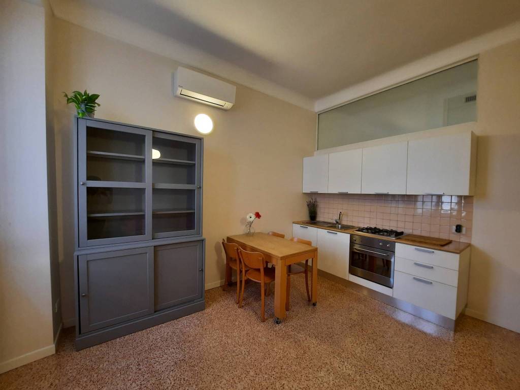 appartamento in affitto a Milano in zona Porta Ticinese