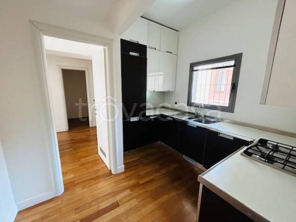 appartamento in affitto a Milano in zona Cadorna