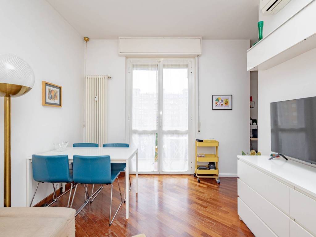 appartamento in affitto a Milano in zona Famagosta