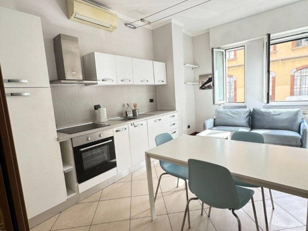 appartamento in affitto a Milano in zona Porta Genova