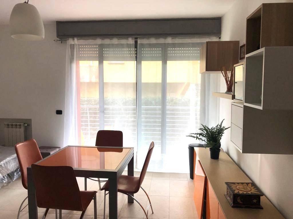 appartamento in affitto a Milano in zona Segnano