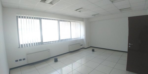 locale di sgombero in affitto a Milano in zona Gallaratese