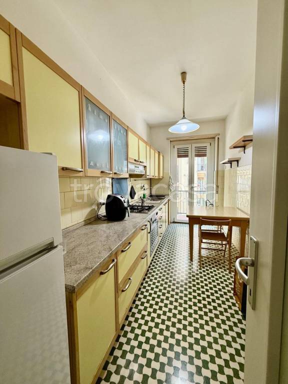 appartamento in affitto a Milano in zona Lorenteggio