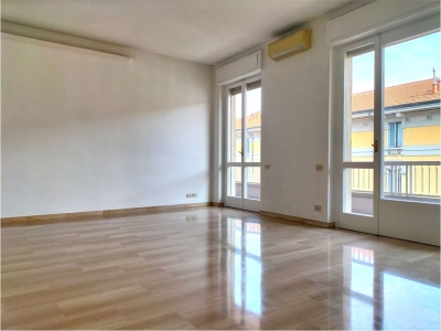 appartamento in affitto a Milano in zona Porta Genova