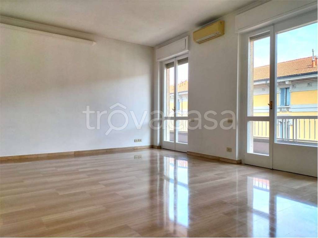 appartamento in affitto a Milano in zona Porta Genova