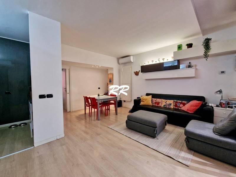 appartamento in affitto a Milano in zona Isola