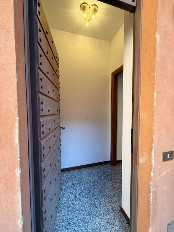 appartamento in affitto a Milano in zona Sant'Ambrogio