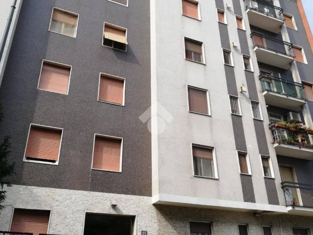 appartamento in affitto a Milano in zona Lambrate