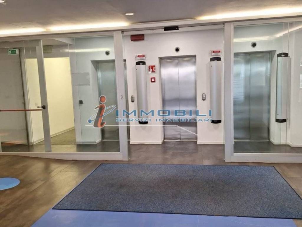 ufficio in affitto a Milano in zona Precotto