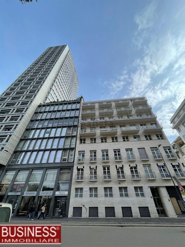 ufficio in affitto a Milano in zona Centro Direzionale