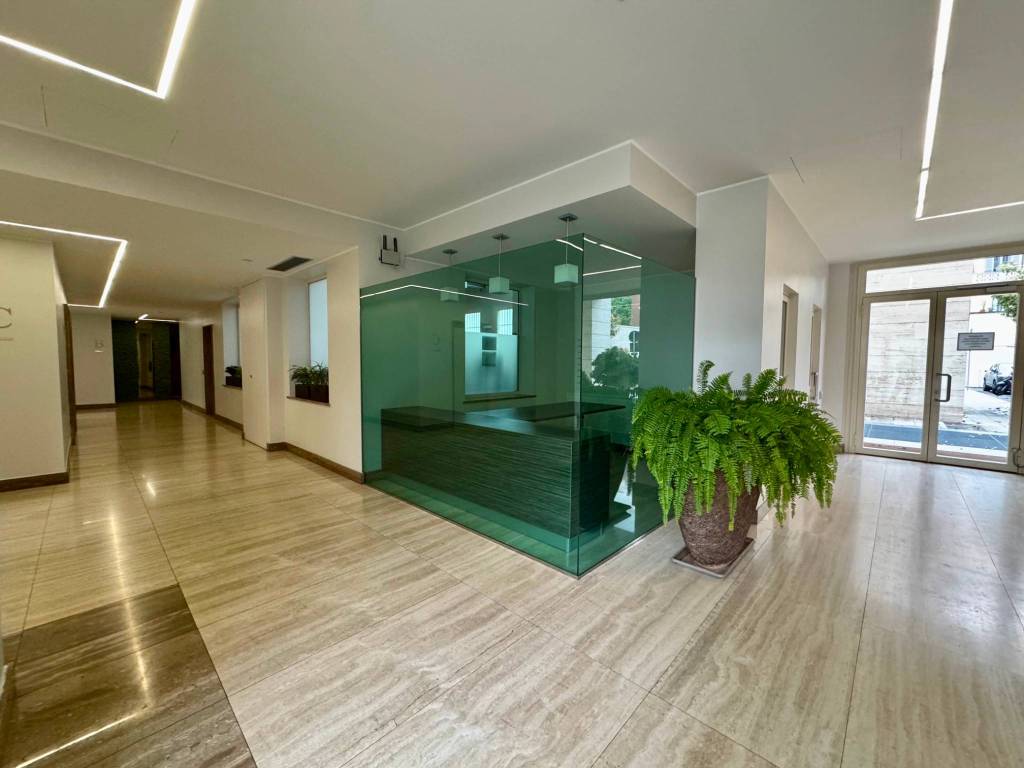 ufficio in affitto a Milano in zona XXII Marzo