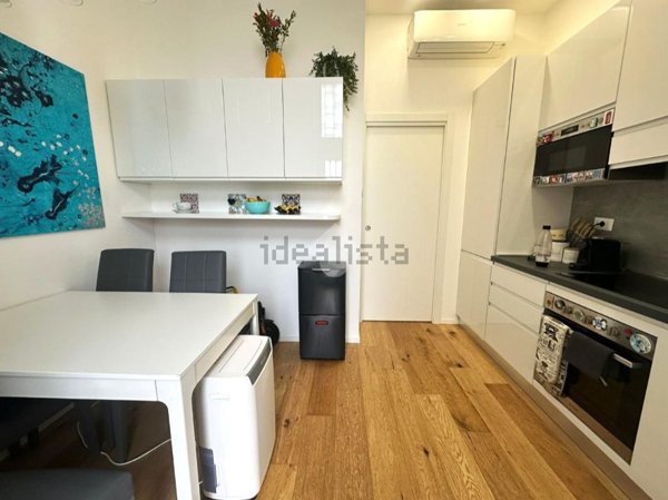 appartamento in affitto a Milano in zona Lorenteggio