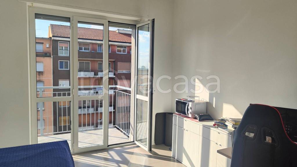 appartamento in affitto a Milano in zona Vigentino