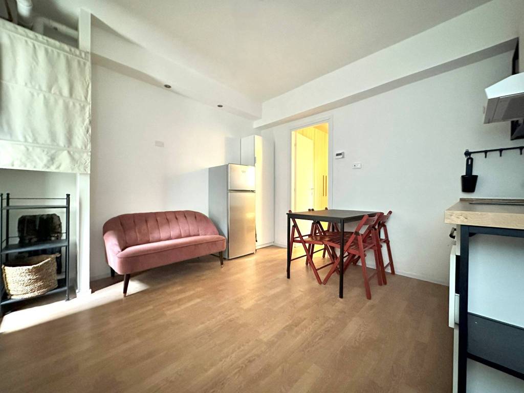 appartamento in affitto a Milano in zona Baggio