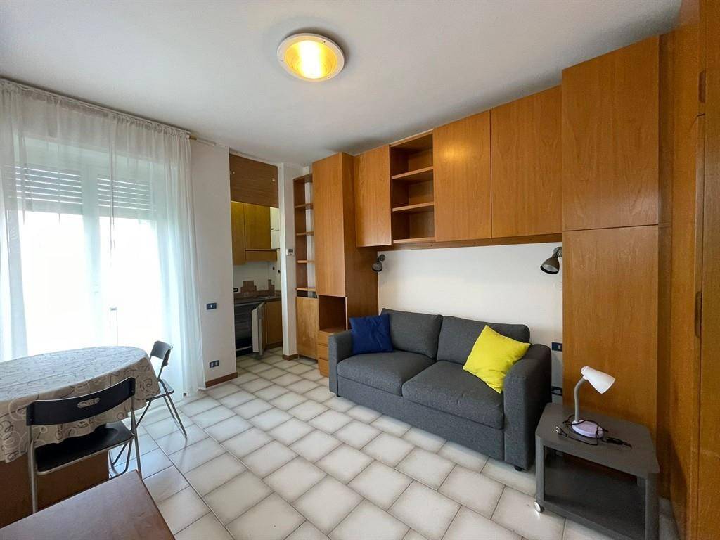 appartamento in affitto a Milano in zona Trenno