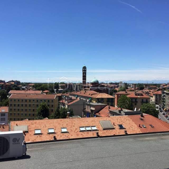 appartamento in affitto a Milano in zona Baggio