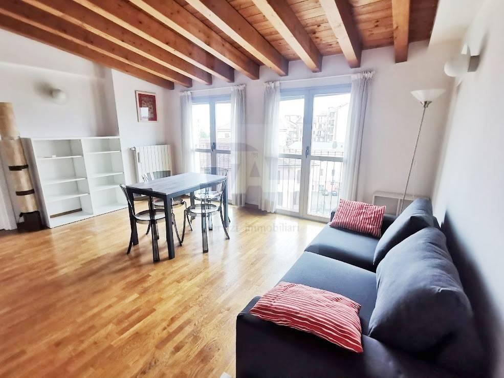appartamento in affitto a Milano in zona Isola