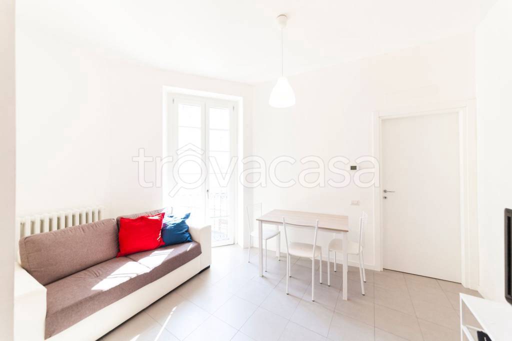 appartamento in affitto a Milano in zona XXII Marzo