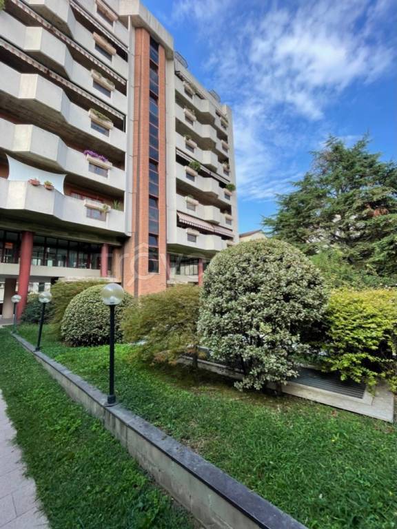 appartamento in affitto a Milano in zona Dergano