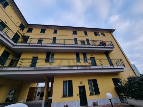 appartamento in affitto a Milano in zona San Cristoforo