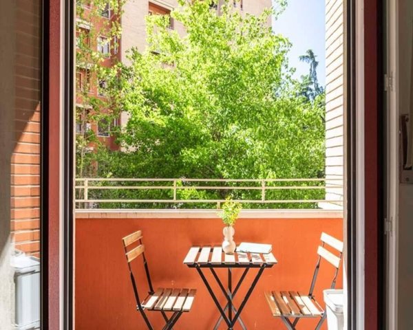 appartamento in affitto a Milano in zona Lorenteggio