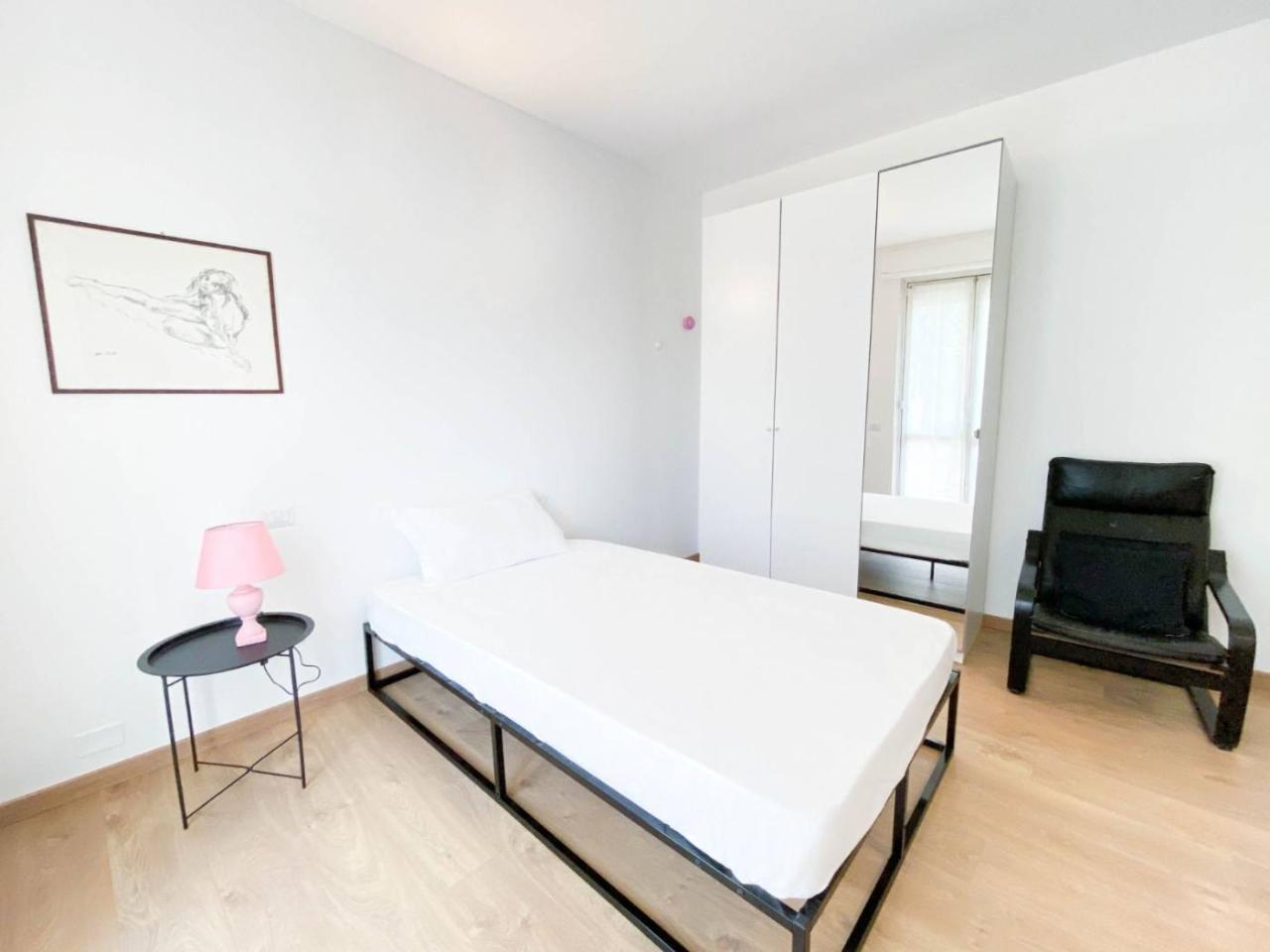 appartamento in affitto a Milano in zona QT8