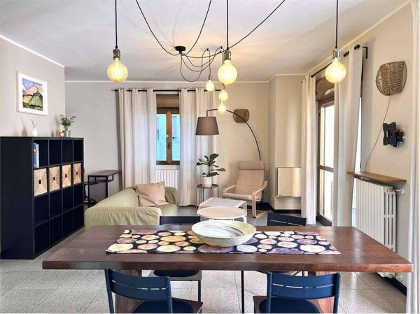 casa indipendente in affitto a Milano in zona Montalbino