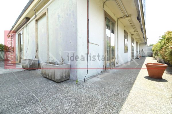 ufficio in affitto a Milano in zona Centro Direzionale