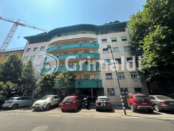 appartamento in affitto a Milano in zona Lorenteggio
