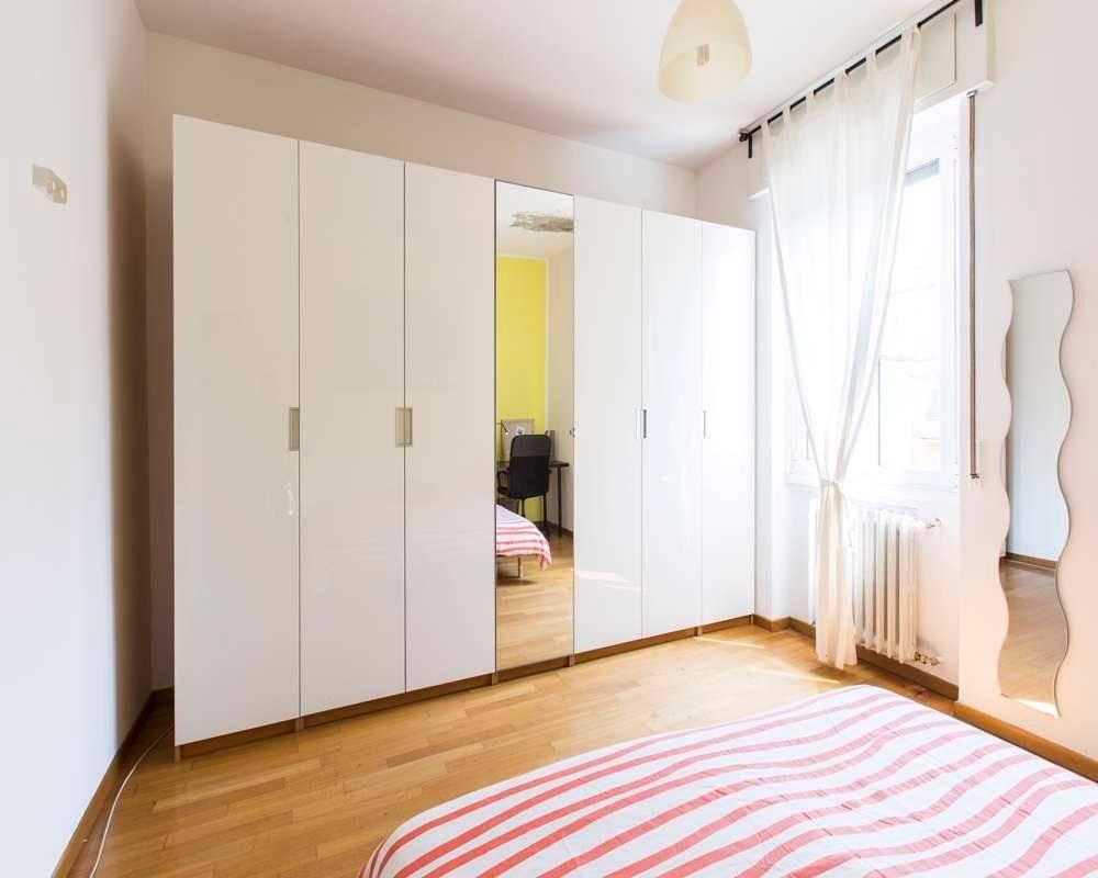 appartamento in affitto a Milano in zona Lorenteggio