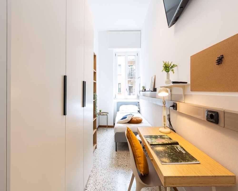 appartamento in affitto a Milano in zona Lorenteggio