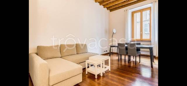 appartamento in affitto a Milano in zona Sant'Ambrogio