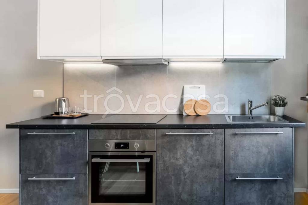 appartamento in affitto a Milano in zona San Cristoforo