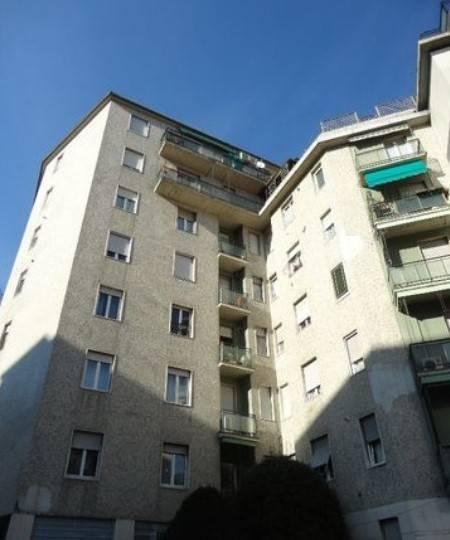 appartamento in affitto a Milano in zona Lorenteggio