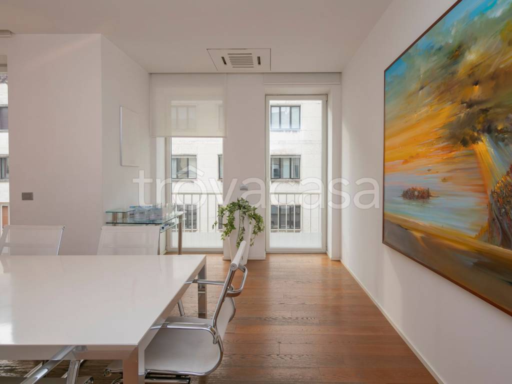 ufficio in affitto a Milano