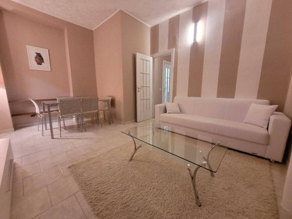 appartamento in affitto a Milano in zona XXII Marzo