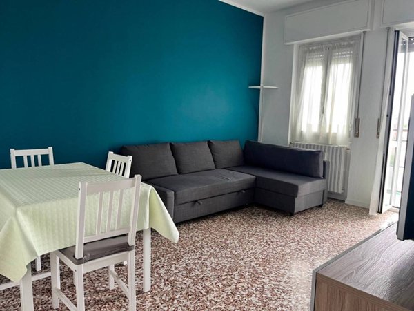 appartamento in affitto a Milano in zona Famagosta